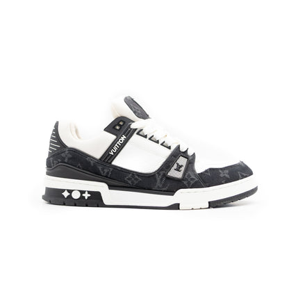 Louis Vuitton Trainer White Black White