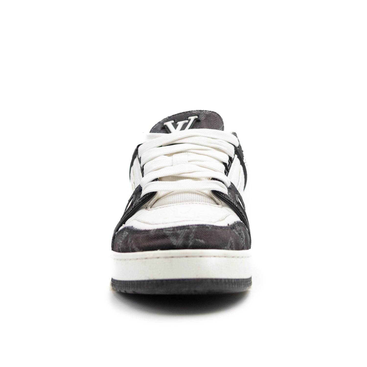 Louis Vuitton Trainer White Black White
