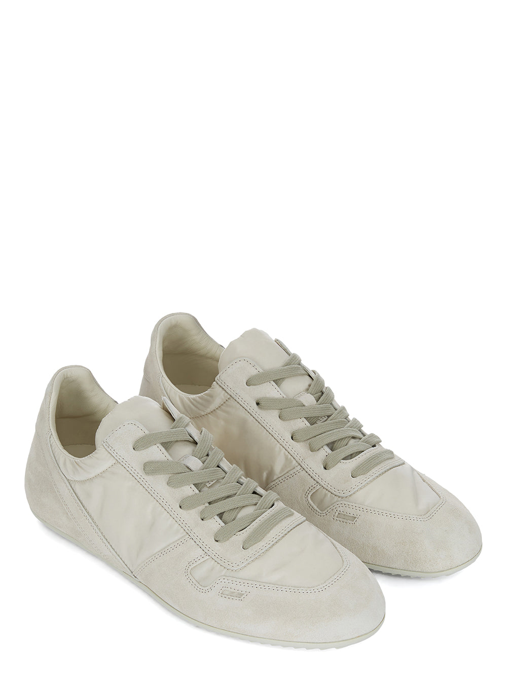 RU01F2889_NDOLVX_888 | MINIMAL SNEAKS