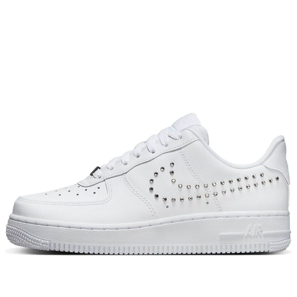Nike Air Force 1 ’07 ‘White Chrome’
