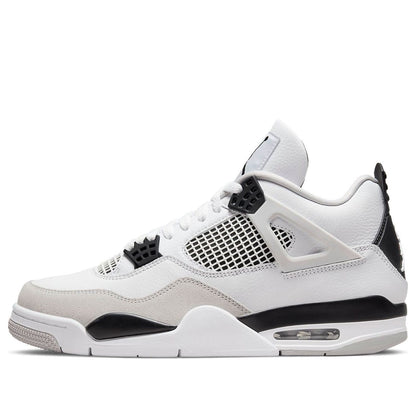 Air Jordan 4 Retro ‘Military Black’