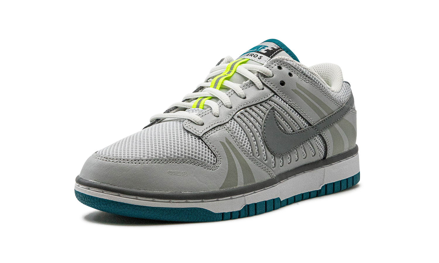 DUNK LO SE WMNS "Vomero - Timeless" FJ5473 099