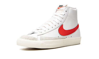 BLAZER MID &