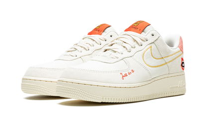 AIR FORCE 1 &
