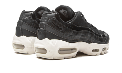 AIR MAX 95 SE MNS WMNS "Black" AQ4138 001