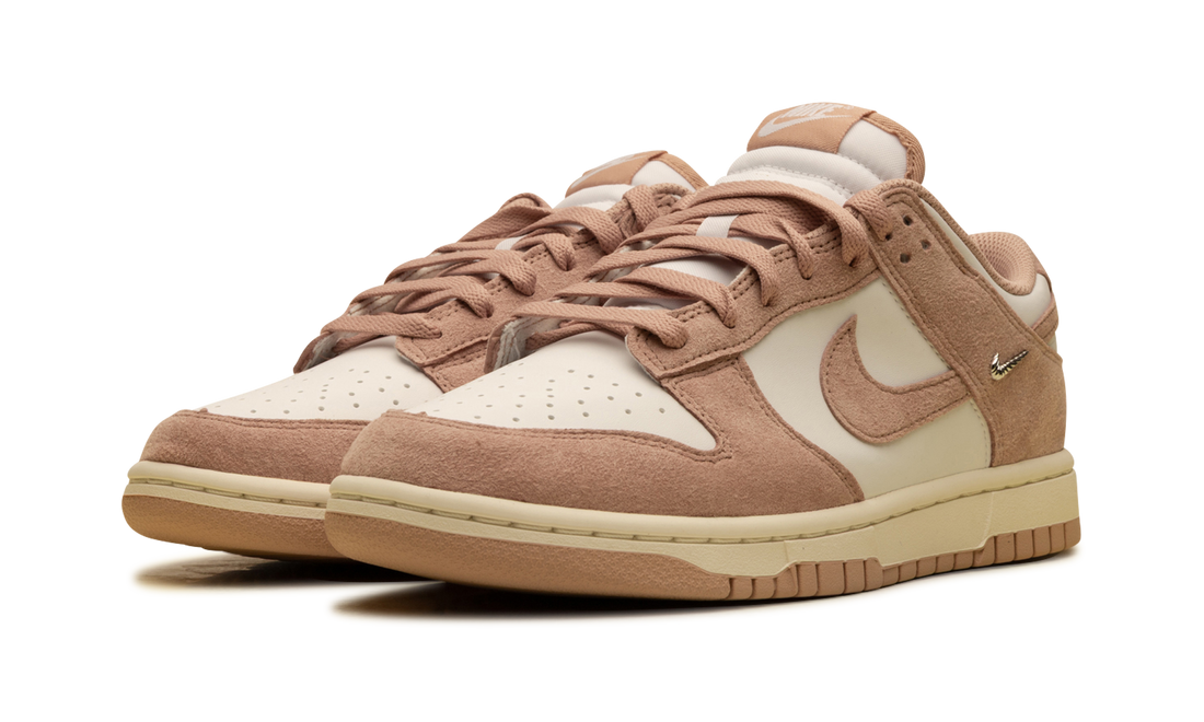 Dunk Low WMNS "Mini Swoosh - Rose Whisper" IB4417 102