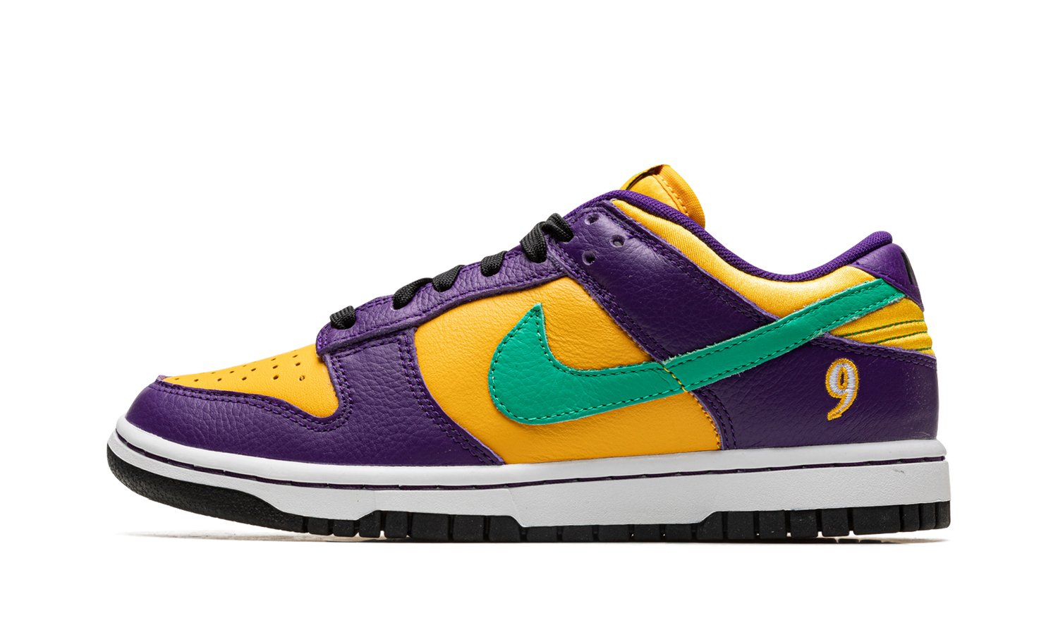 DUNK LOW WMNS "Lisa Leslie" DO9581 500