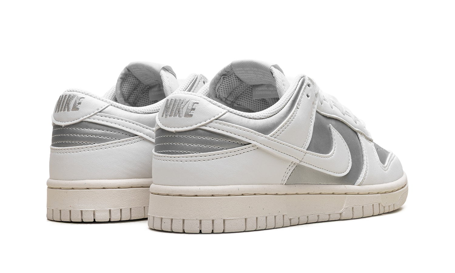 Dunk Low Next Nature WMNS "Sheer Lace Pack - Metallic Platinum" IB7311 001