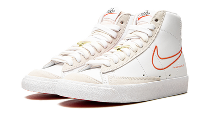 BLAZER MID 77 SE WMNS "First Use" DH6757 100