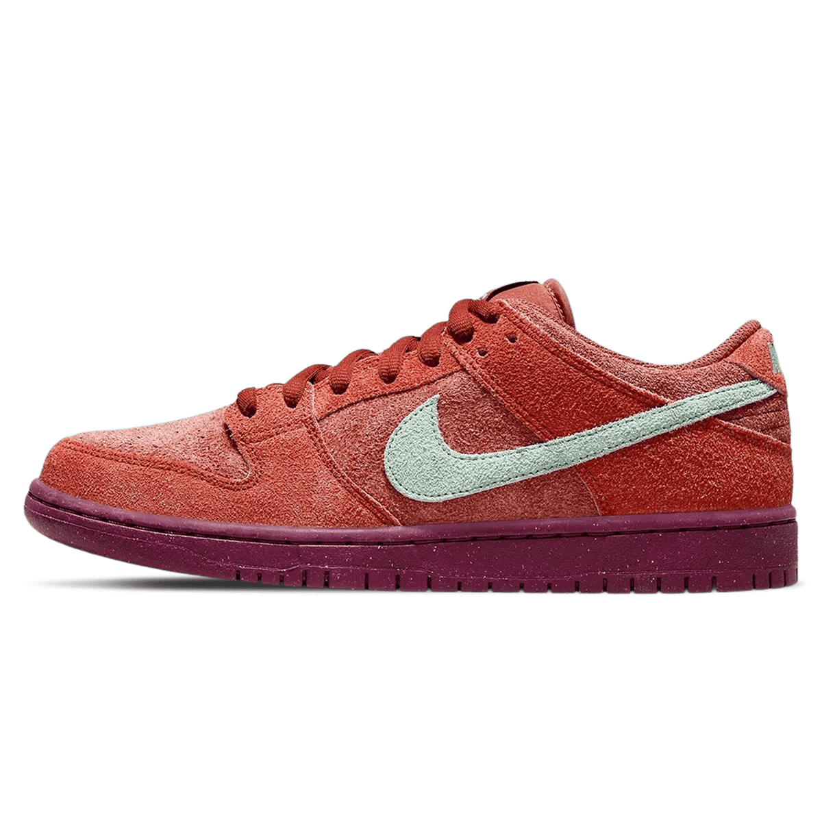 Nike Dunk Low SB ‘Mystic Red’