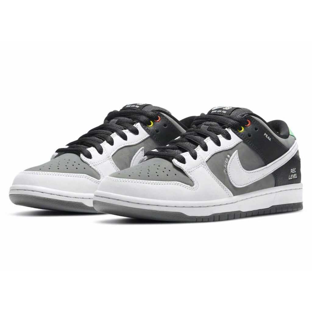 Dunk Low SB ‘Camcorder’