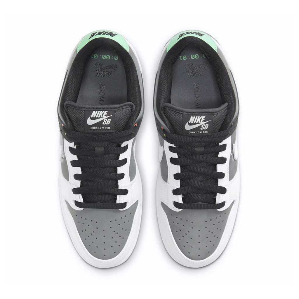 Dunk Low SB ‘Camcorder’