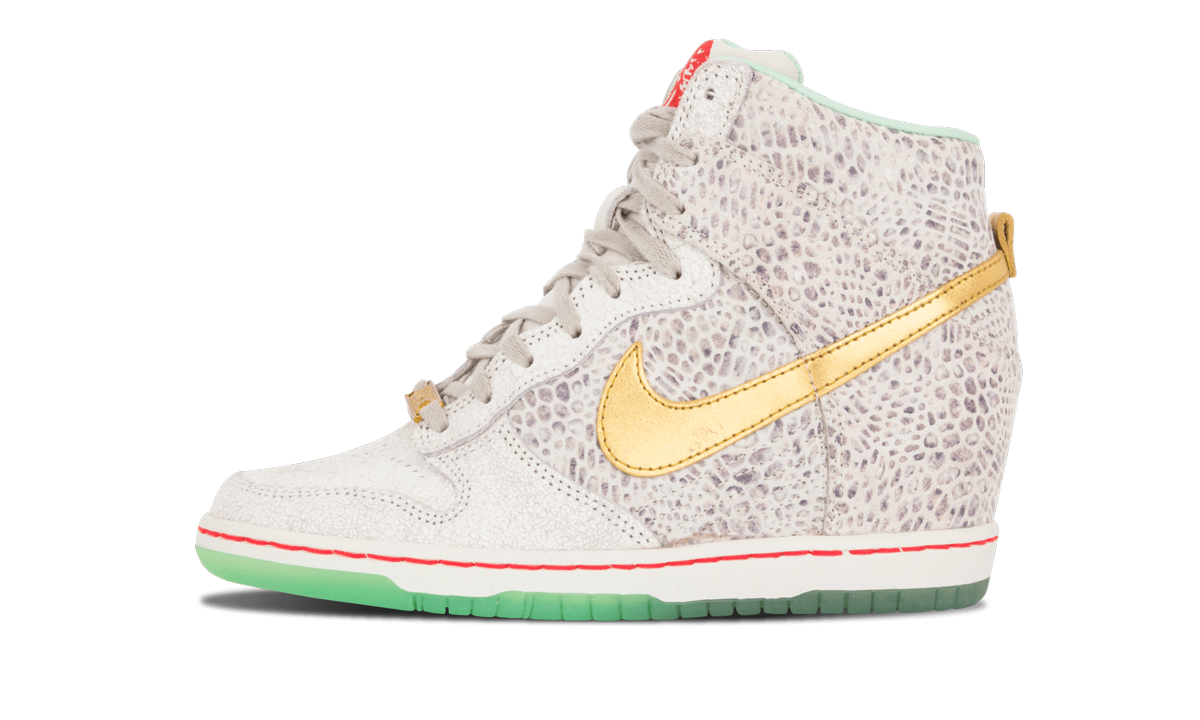 DUNK SKY HI YOTH QS MNS WMNS "Year Of The Horse" 649464 001