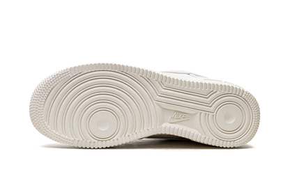 AIR FORCE 1 &