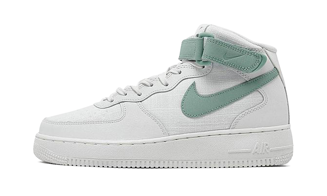 AIR FORCE 1 &