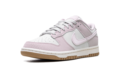 Dunk Low WMNS "Platinum Violet" FN6345 001
