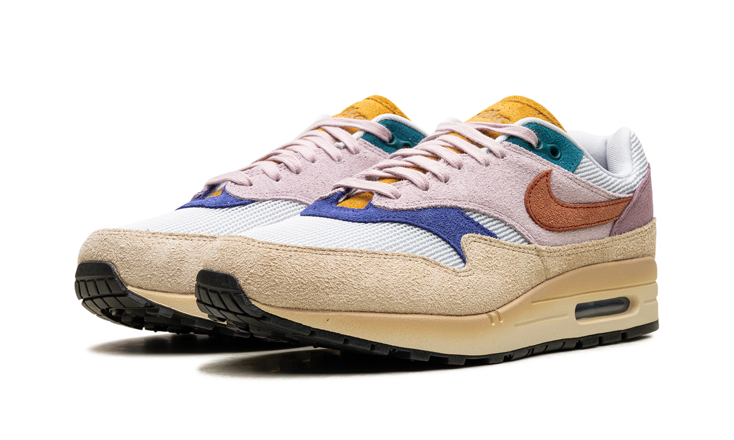 AIR MAX 1 &