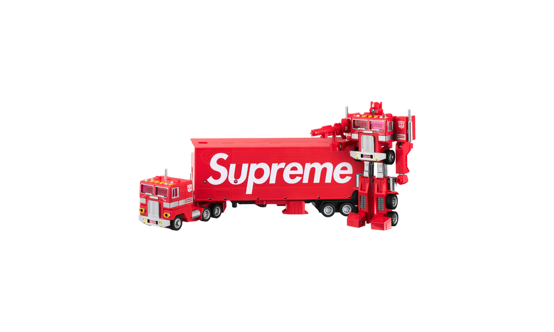 Transformers G1 Optimus Prime Figure "SS25 - Red" SU25315