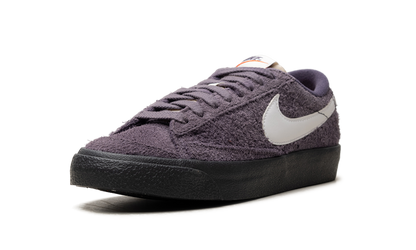 Blazer Low 77 "Vintage Dark Raisin" FQ8060 500