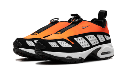 Air Max Sunder WMNS "Bright Crimson" HJ8080 600
