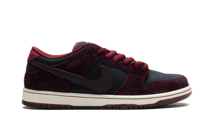 SB Dunk Low "Riot Skateshop" FZ1289 200