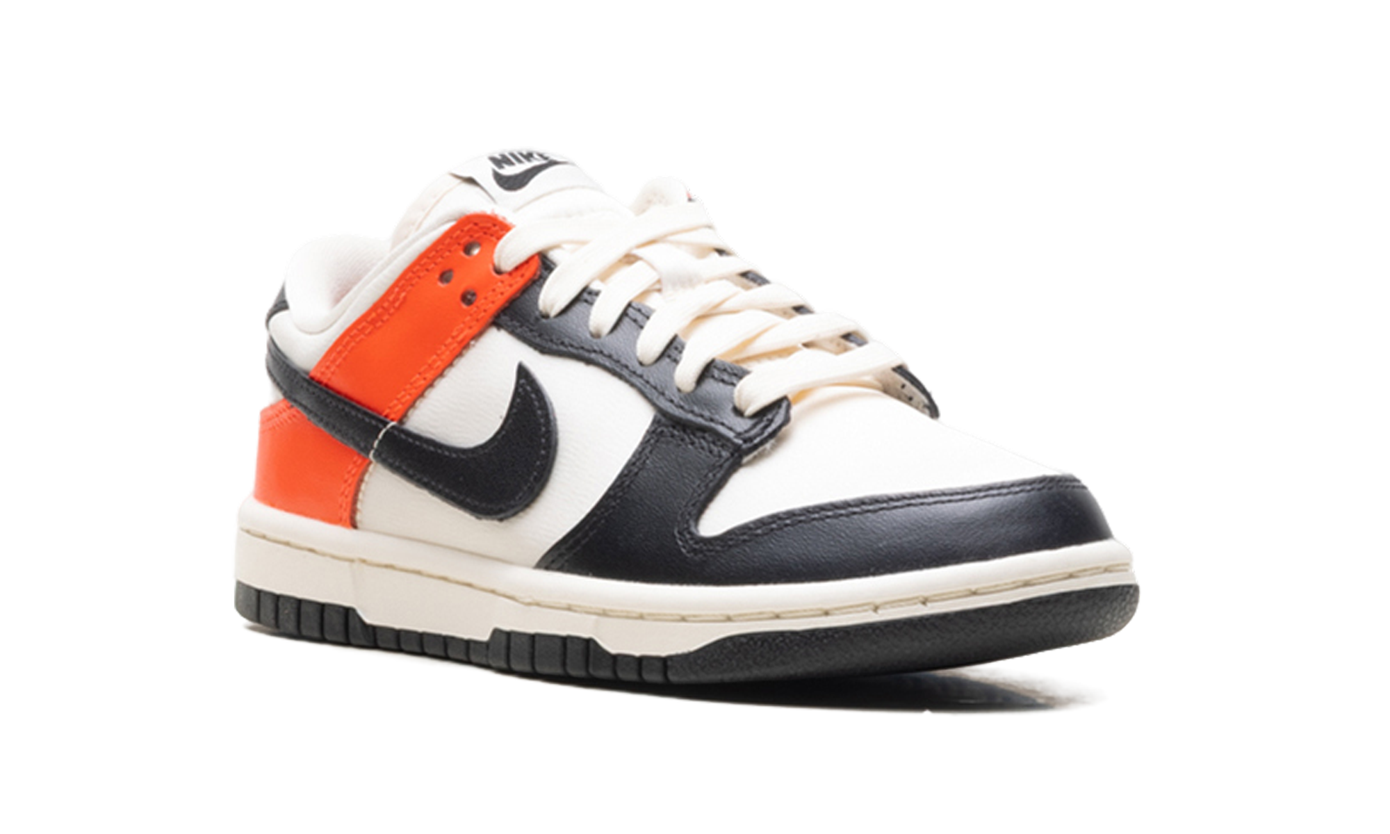 Dunk Low WMNS "Black Toe Bright Crimson" HQ3423 635