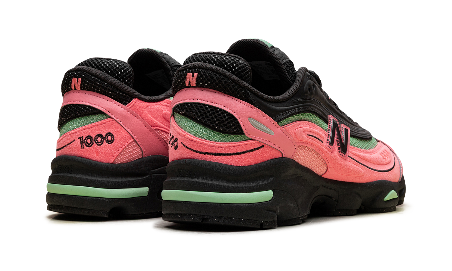 1000 "Black / Pink - Footlocker Exclusive" M1000FDM