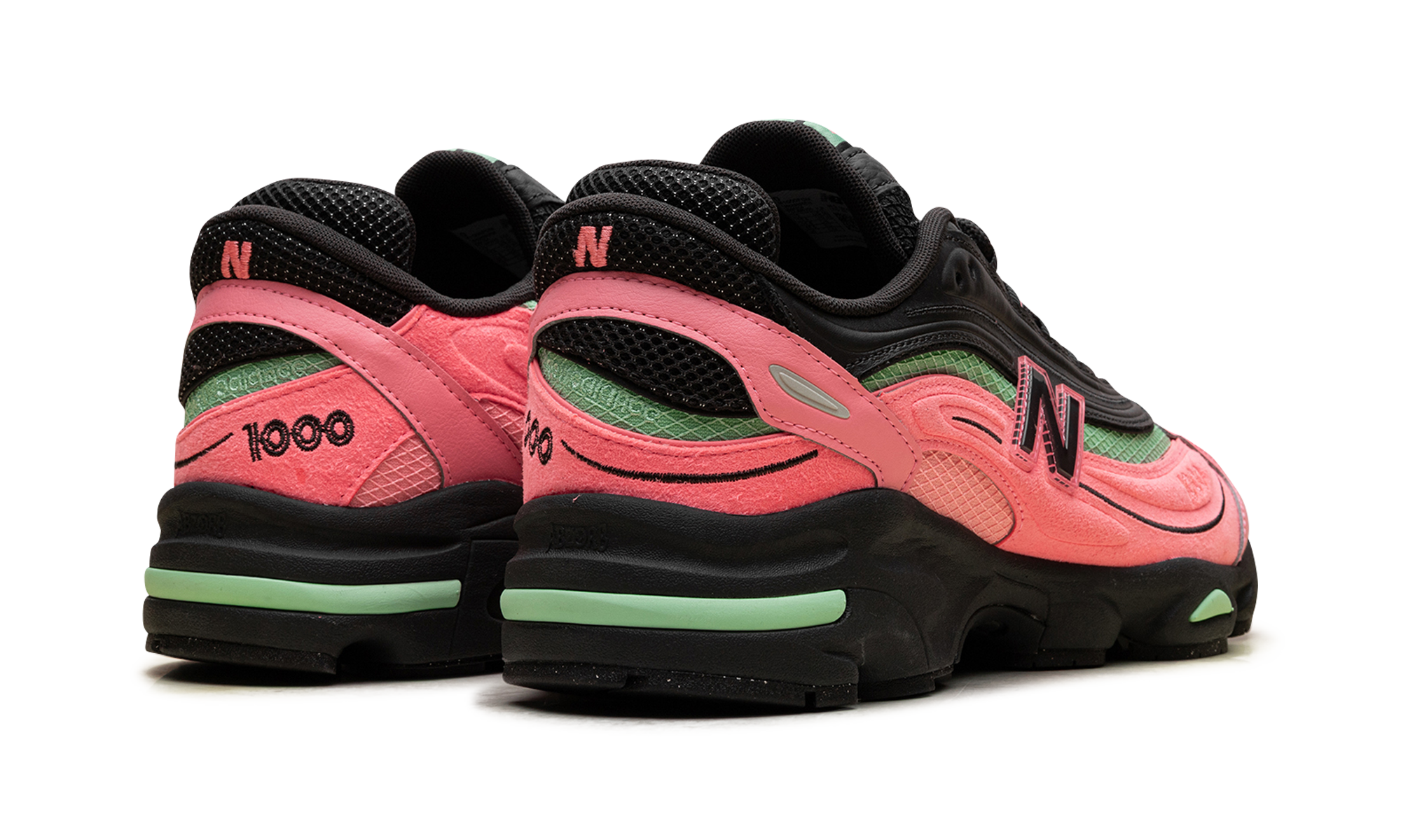 1000 "Black / Pink - Footlocker Exclusive" M1000FDM