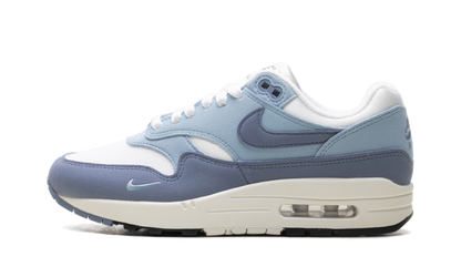 Nike Air Max 1 &