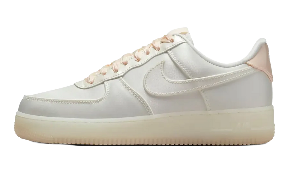 Air Force 1 LV8 WMNS "Sail Barely Orange" HQ3762 133
