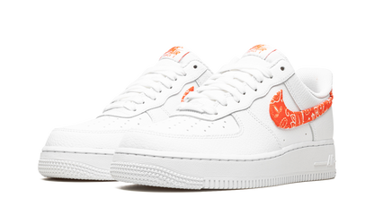 AIR FORCE 1 LO MNS WMNS "Orange Paisley" DJ9942 102