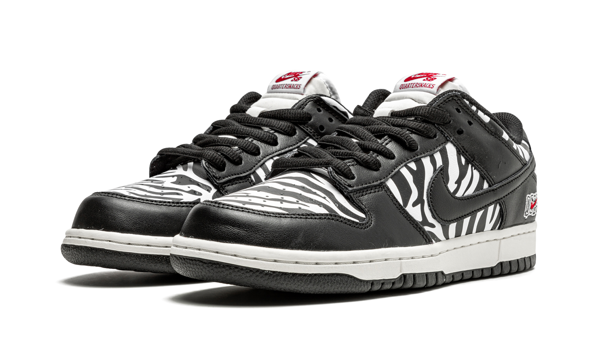 SB Dunk Low OG QS "Quarter Snacks" DM3510 001