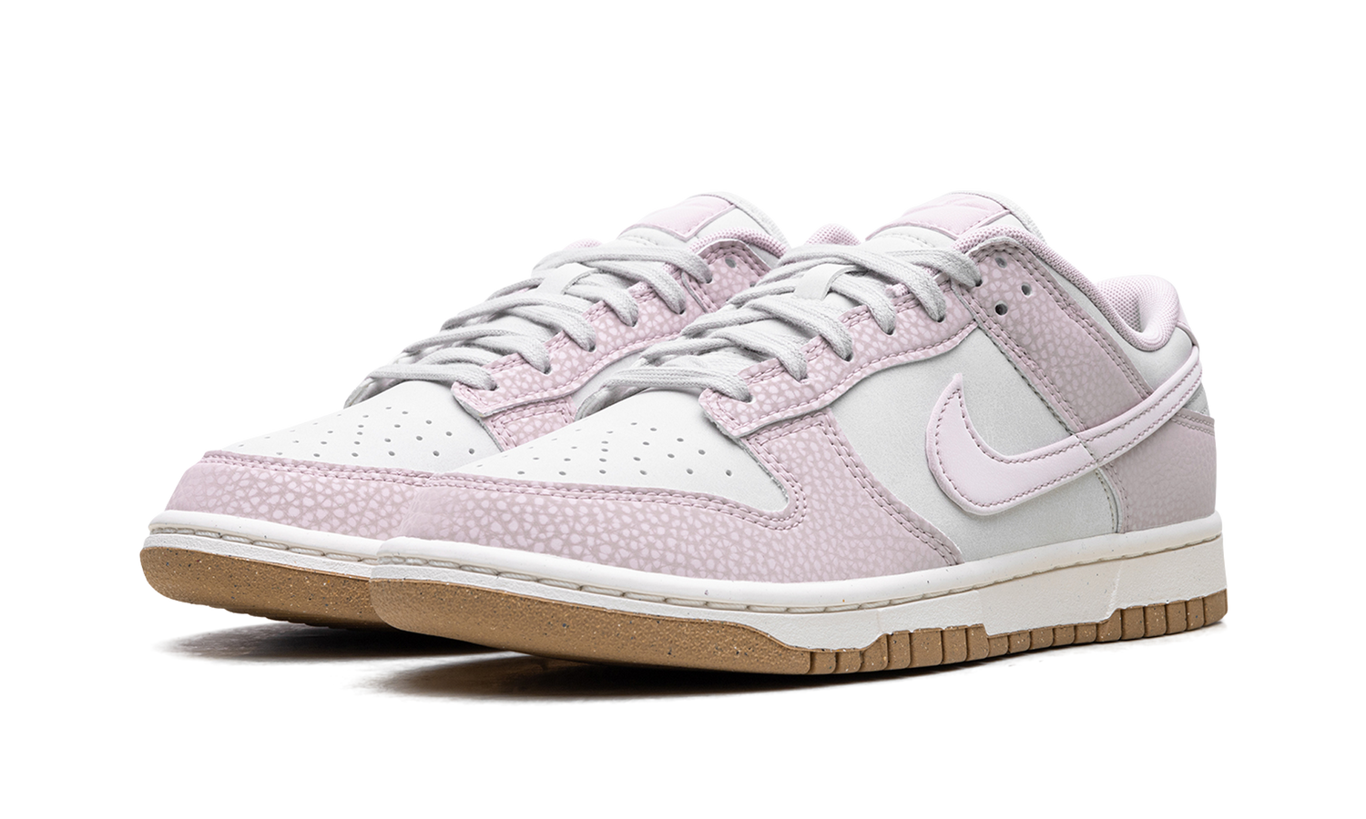 Dunk Low WMNS "Platinum Violet" FN6345 001