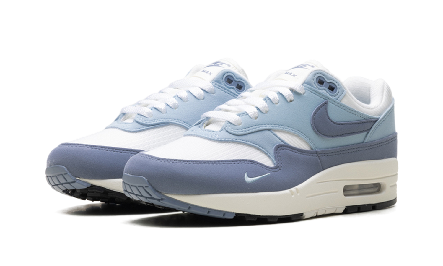 Nike Air Max 1 &