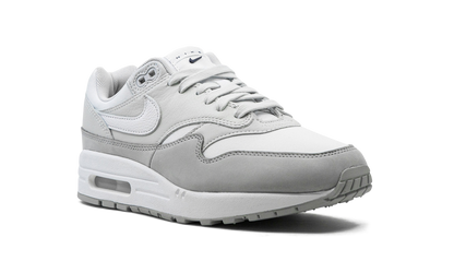 AIR MAX 1 &