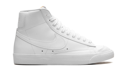 Blazer Mid &
