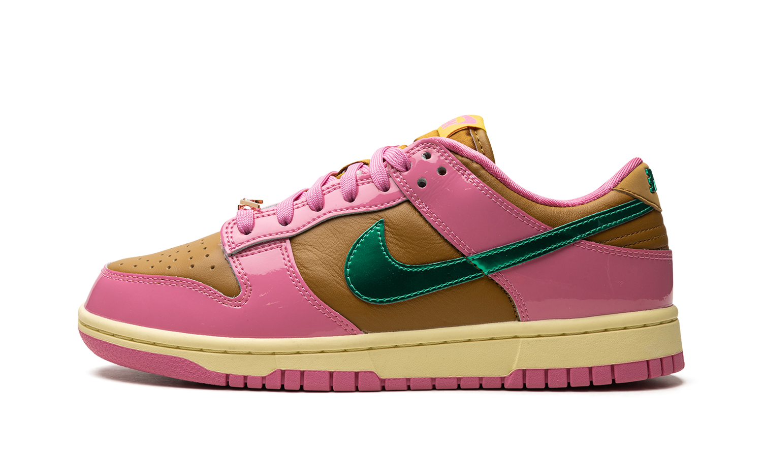 DUNK LOW WMNS "Parris Goebel" FN2721 600