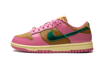 DUNK LOW WMNS "Parris Goebel" FN2721 600