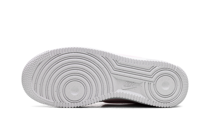 AIR FORCE 1 &