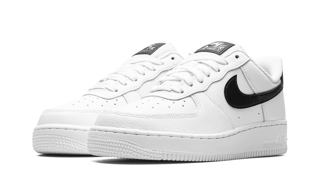 AIR FORCE 1 &