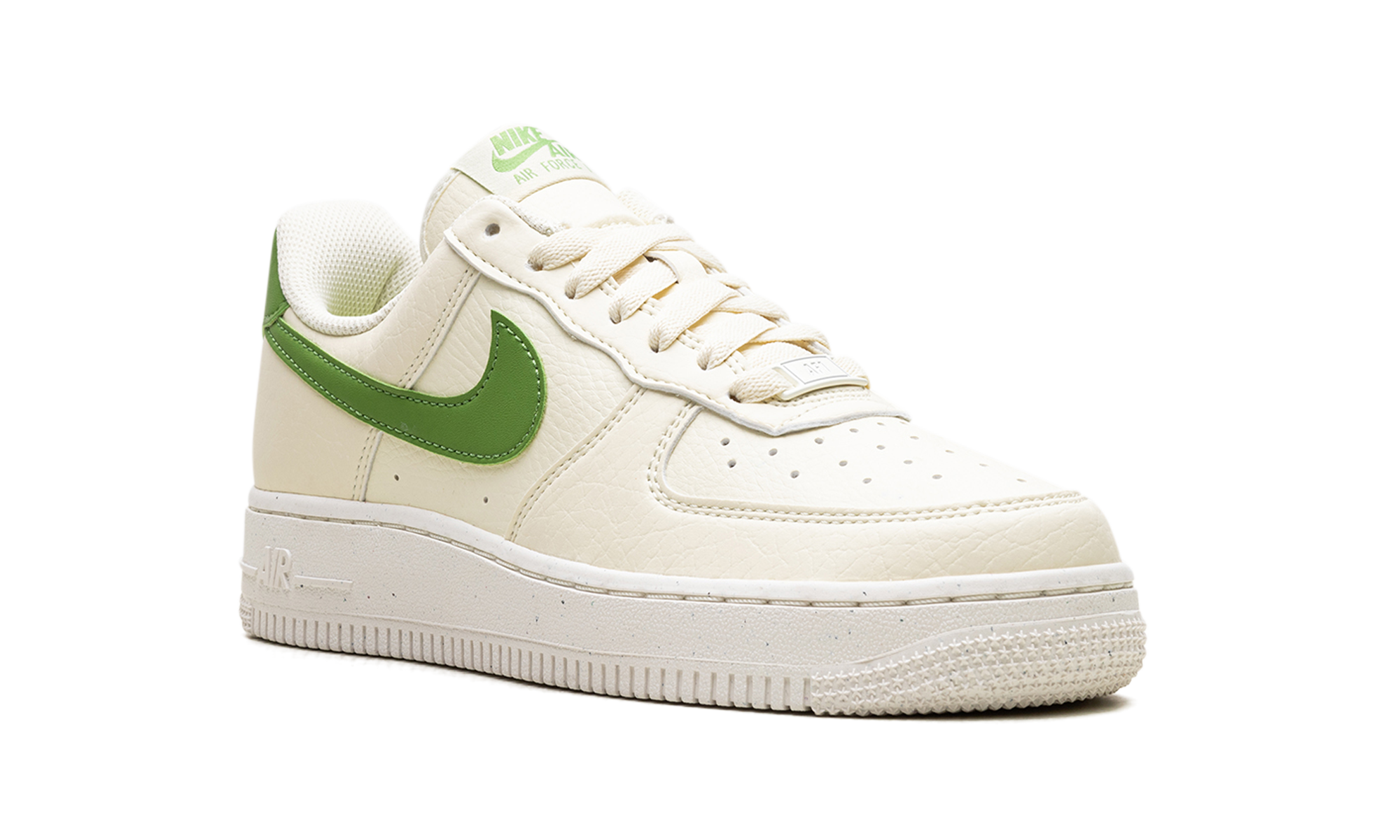 NIKE AIR FORCE 1 &