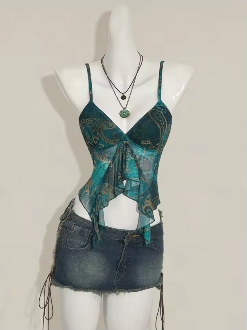 Women's summer vibes