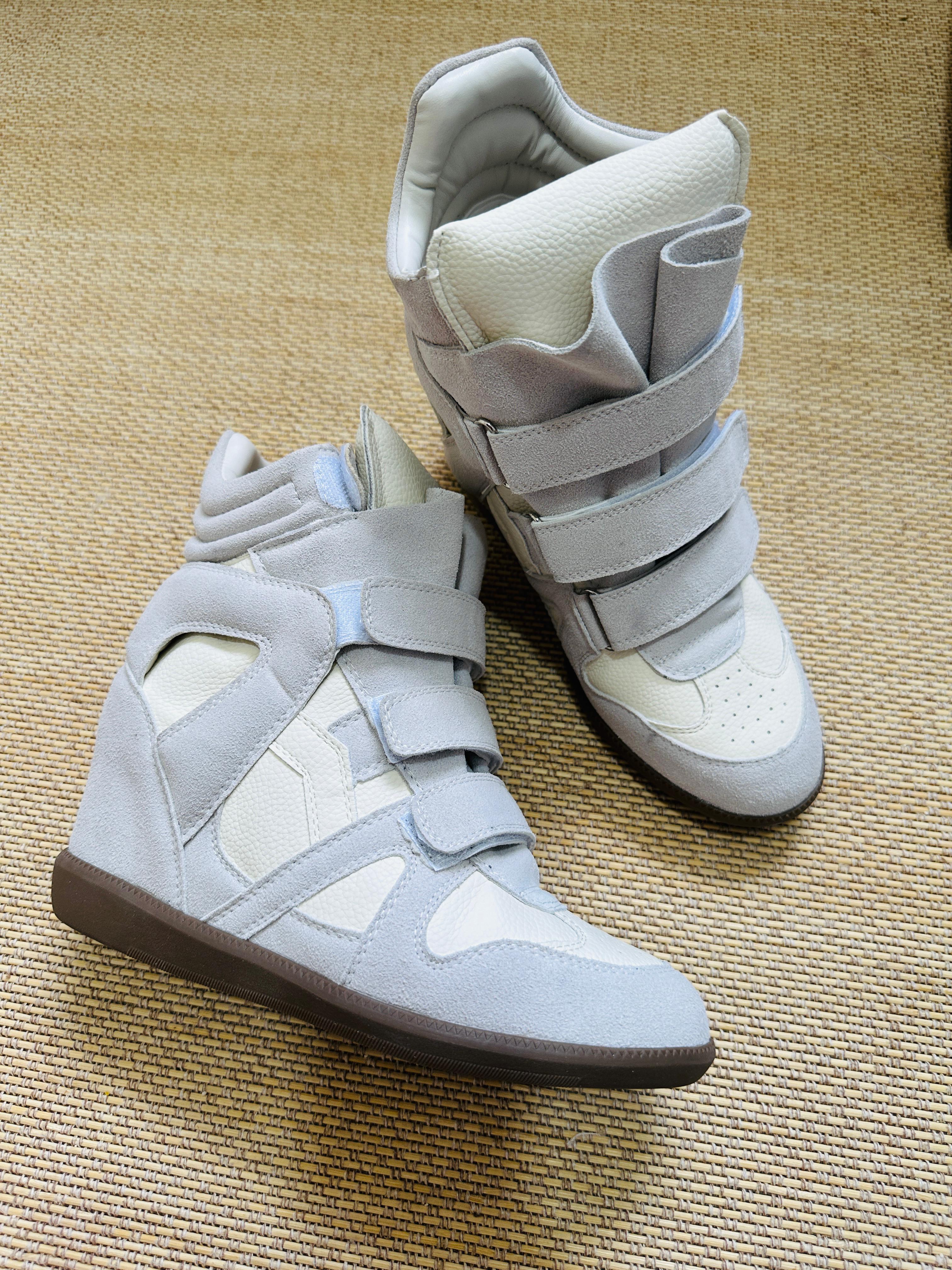 Women's suede wedge sneakers