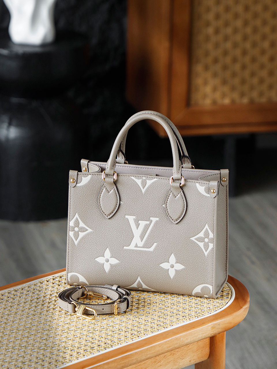 OnTheGo BB LV women&