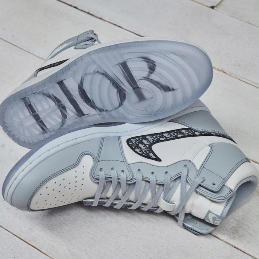 Jordan 1 retro X Dior