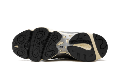 1000 "Silver Metallic" M1000SL