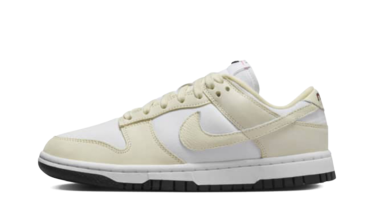 NIKE DUNK LO LX WMNS "Coconut Milk" DZ2710 100