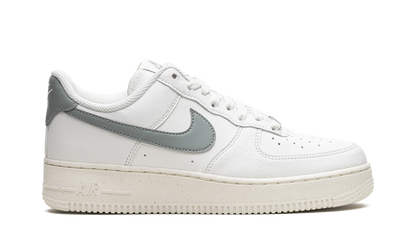 AIR FORCE 1 &