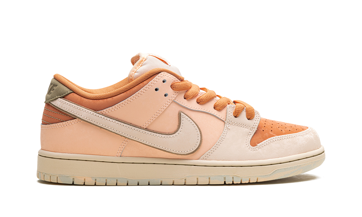 Nike SB Dunk Low Pro PRM "Guava Ice" FV5926 200