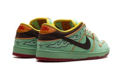 SB Dunk Low "Rodeo Tourmaline" HF3058 300